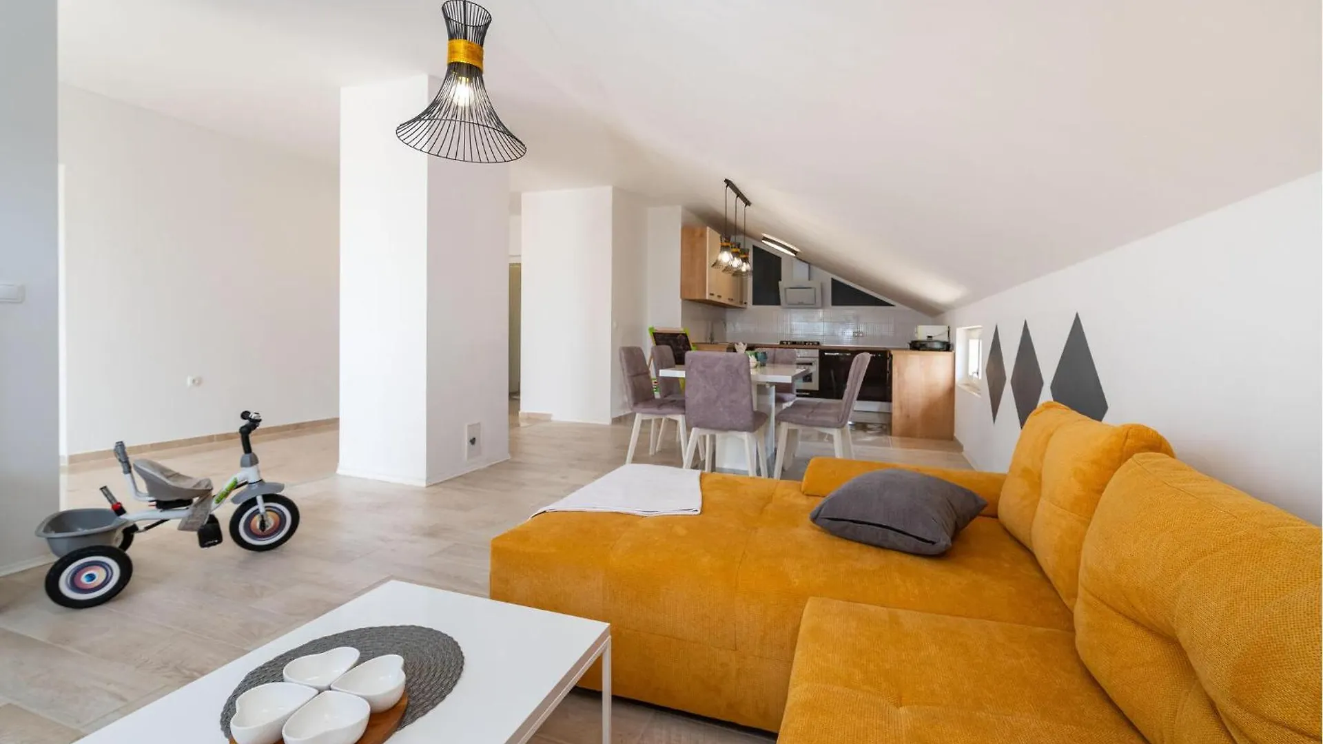 Lovely Apartment In Maslenica With House Sea View